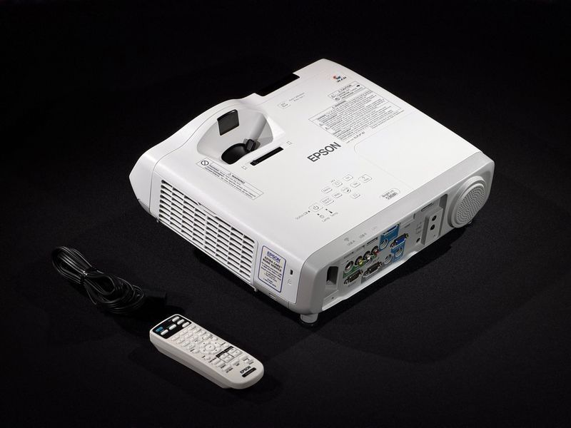 Proiector Epson BrightLink 536Wi (V11H670022) &mdash; folosit, 338 de ore de funcționare V11H670022 foto