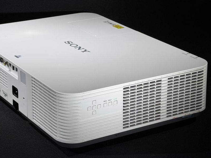 Sony VPL-PWZ10 projector &mdash; used, 2608 hours of operation