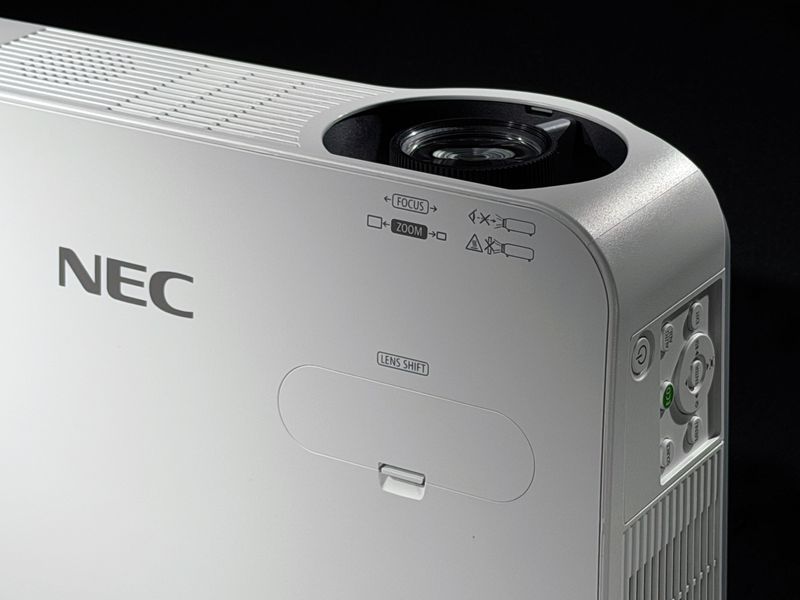Proiector NEC P502HL-2 (NP-P502HL-2) &mdash; folosit, 14450 h de funcționare NP-P502HL-2 foto