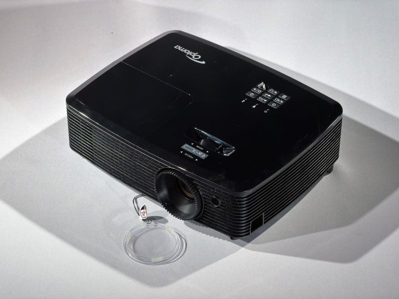Optoma HD142X projector &mdash; used, 158 hours of operation