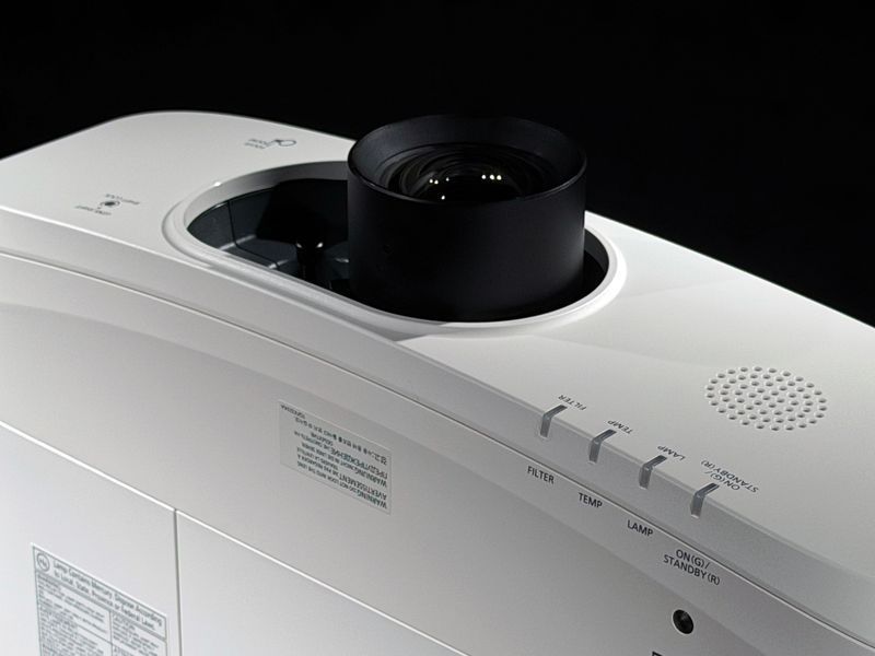 Projektor Panasonic PT-FZ570U &mdash; używany, 2601 godz. pracy