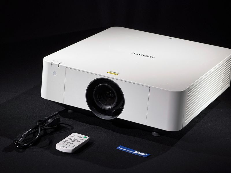 Projektor Sony VPL-FHZ57 &mdash; używany, 22091 godz. pracy