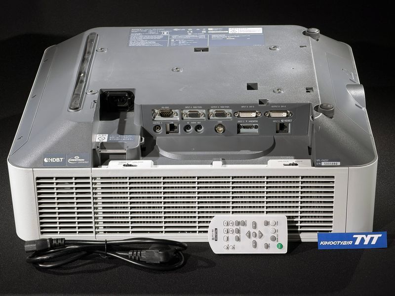 Projektor Sony VPL-FHZ57 &mdash; używany, 22091 godz. pracy