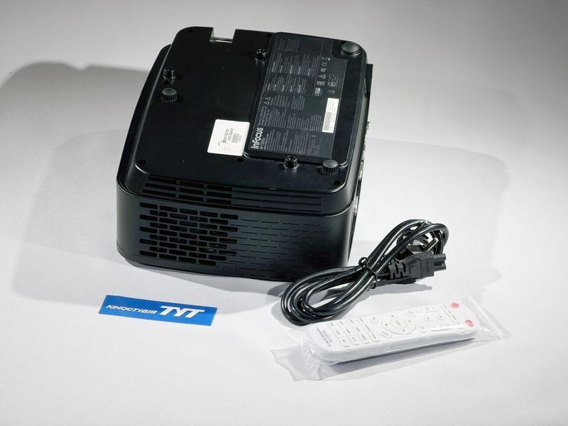 Proiector InFocus IN119HDx &mdash; folosit, 4612 h de funcționare IN119HDx foto