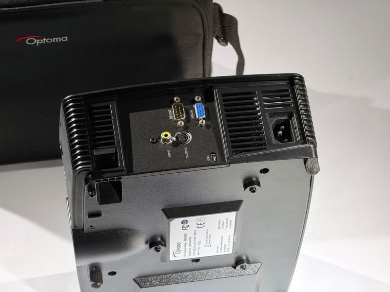 Проектор Optoma S311 (95.8WR01GC3E) &mdash; б/в 168 годин напрацювання S311 фото