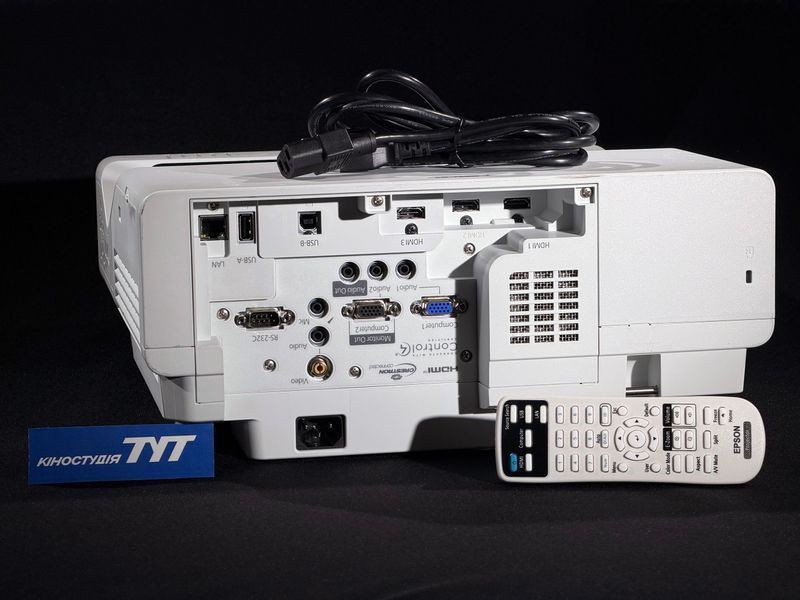 Epson BrightLink EB-725Wi (V11H998040) projector &mdash; used, 2526 h of operation
