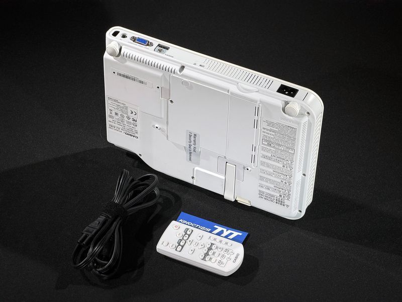 Casio XJ-A142 projector &mdash; used, 5965 h of operation