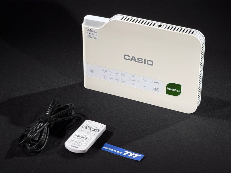 Casio XJ-A142 projector &mdash; used, 5965 h of operation