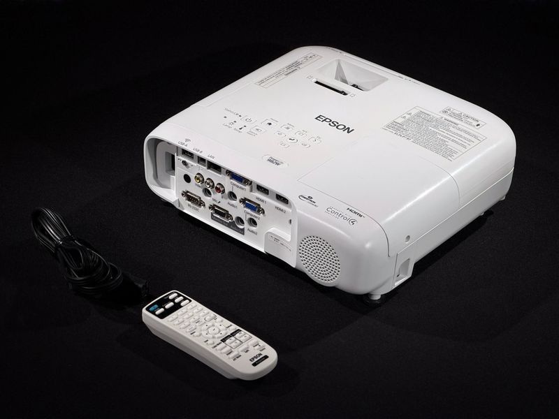 Epson PowerLite 982W (V11H987020) projector &mdash; used, 438 h of operation