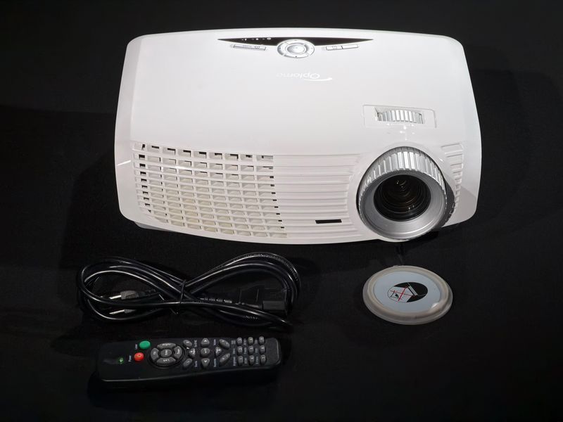 Проектор Optoma HD180 &mdash; б/у, 2420 ч наработки HD180 фото