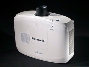 Proiector Panasonic PT-EZ770 &mdash; folosit, 2731 de ore de funcționare PT-EZ770 foto