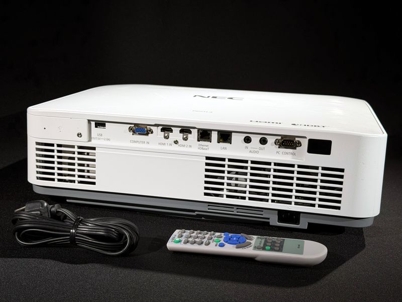 Проектор NEC NP-P605UL &mdash; б/у, 157 ч наработки NP-P605UL фото