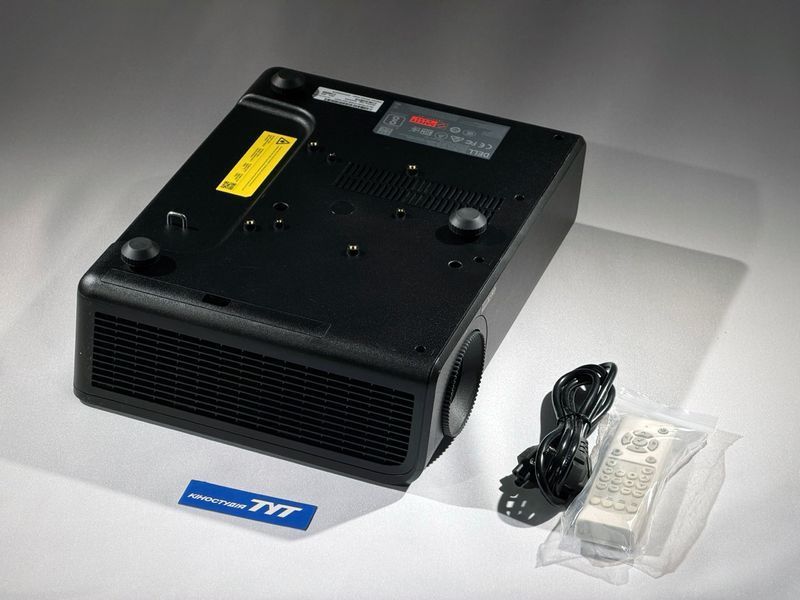 Dell P519HL projector &mdash; used, 559 h of operation